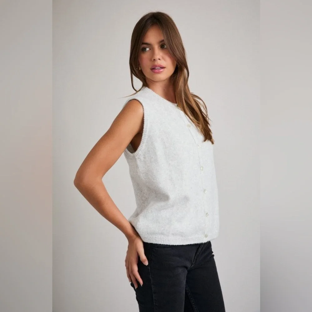 Knit top - Picture 3 of 7